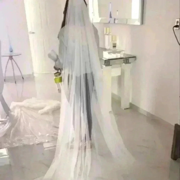 New Veils, White or Ivory - Picture 8 of 16